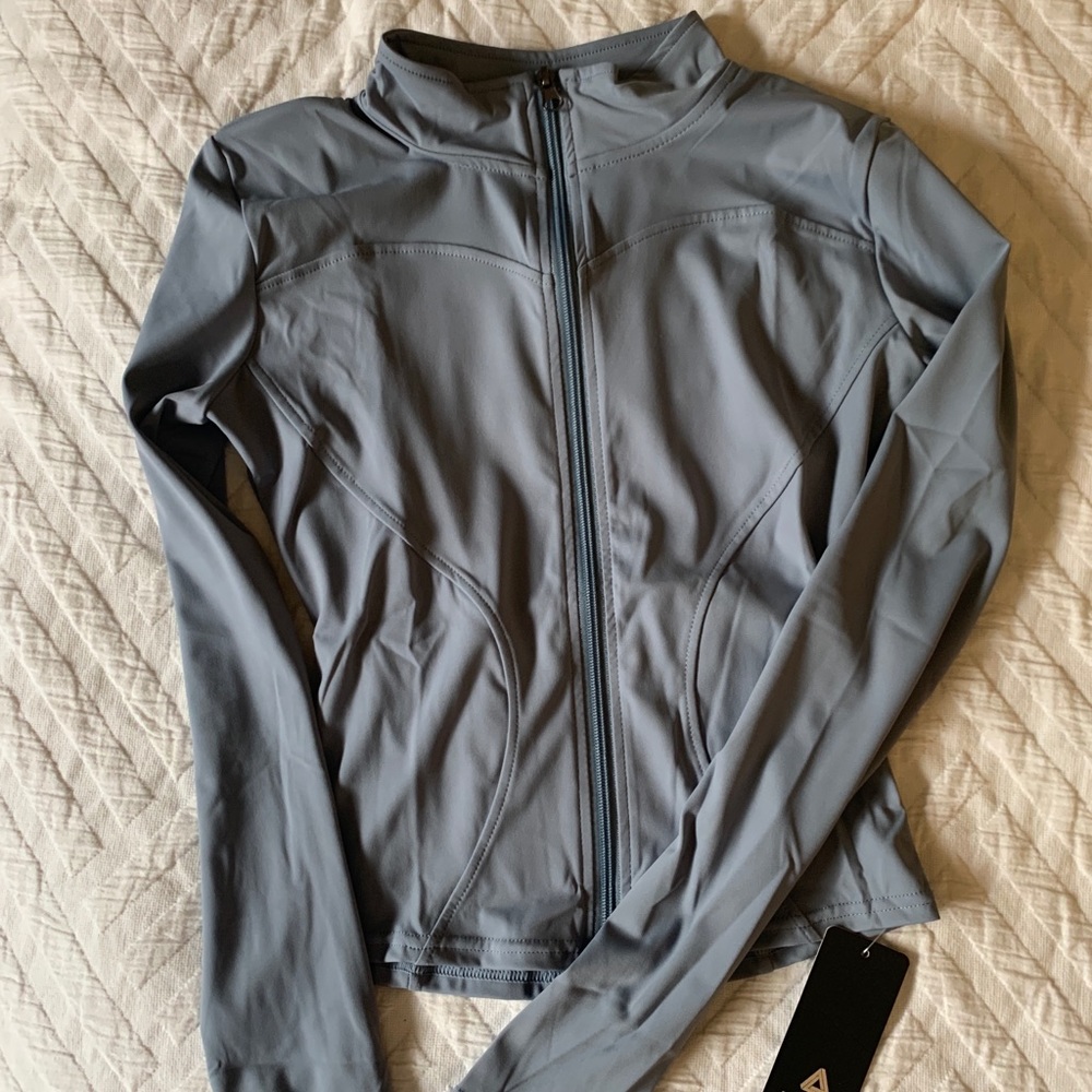 Cropped athletic jacket